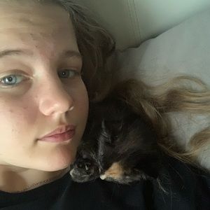 Meet your Posher, Madison